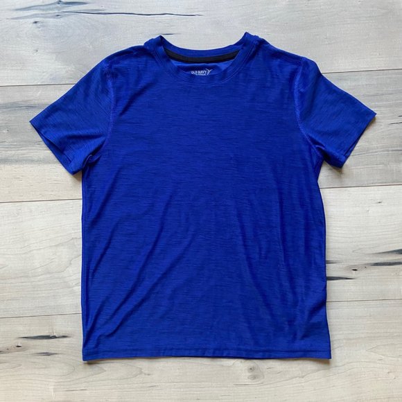 Old Navy Boys Athletic T-shirts. Size Medium (8). Bundle of 3. - Picture 8 of 10